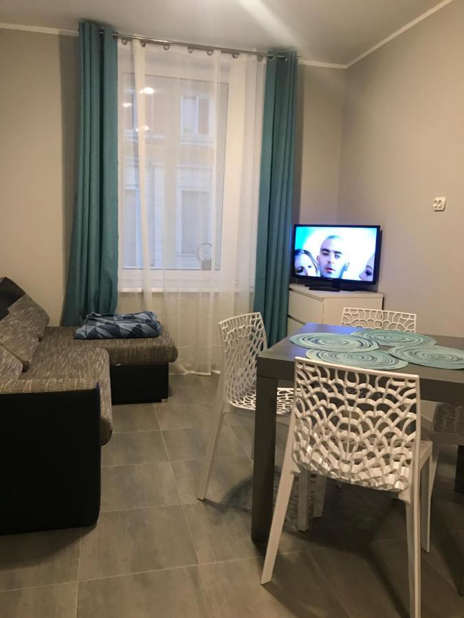 Apartament C18 Jelenia Góra Kültér fotó