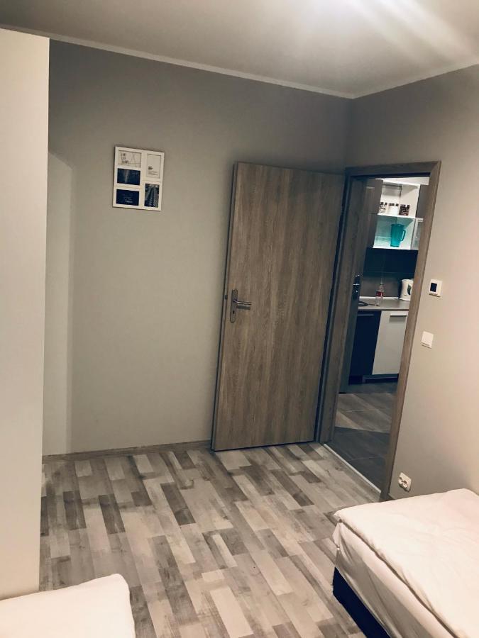 Apartament C18 Jelenia Góra Kültér fotó