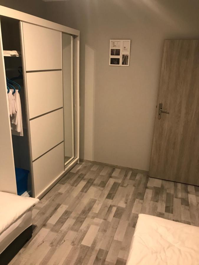 Apartament C18 Jelenia Góra Kültér fotó